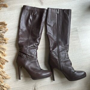 Belle Leather Boots size 7 Chestnut Brown